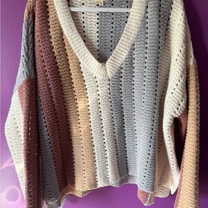 POL Cozy V-Neck Sweaters in Cream and Gray
